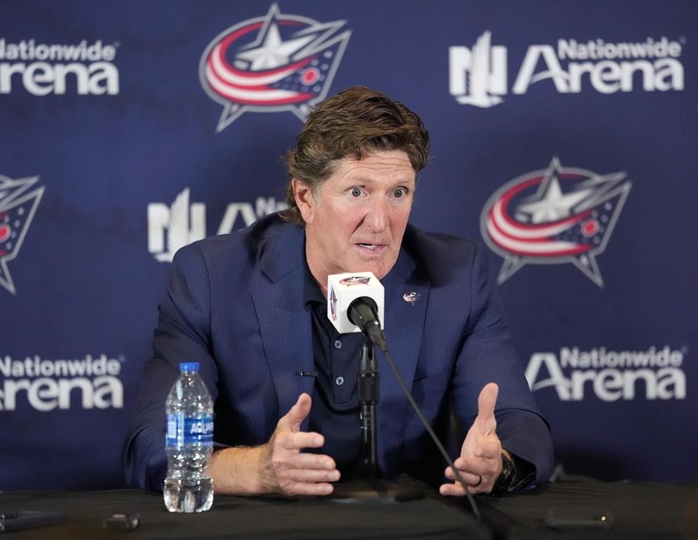 Columbus Blue Jackets will try to look past a disastrous, injury-plagued  season and coaching drama