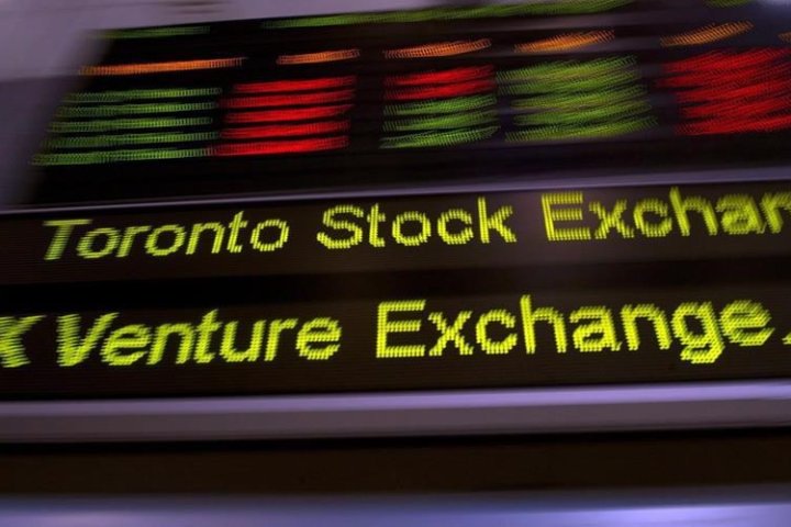 Oil price falls, weighing down TSX in late-morning trading