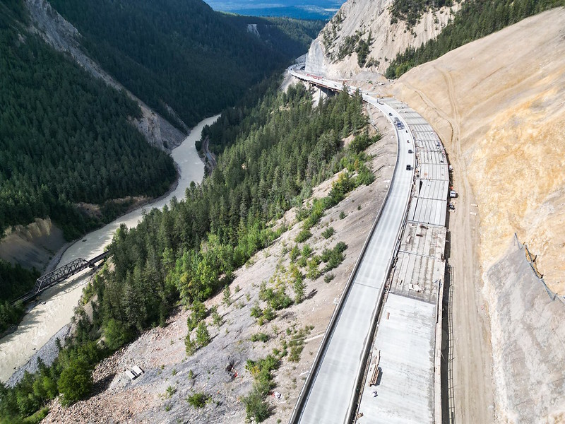 The Kicking Horse Canyon Phase 4 project is nearing completion and the final construction push this fall requires the full extended closure of Highway 1 for two periods totalling 17 days.