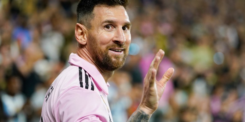 Selena Gomez, Leonardo DiCaprio, Tom Holland Among Celebs At Messi's Game