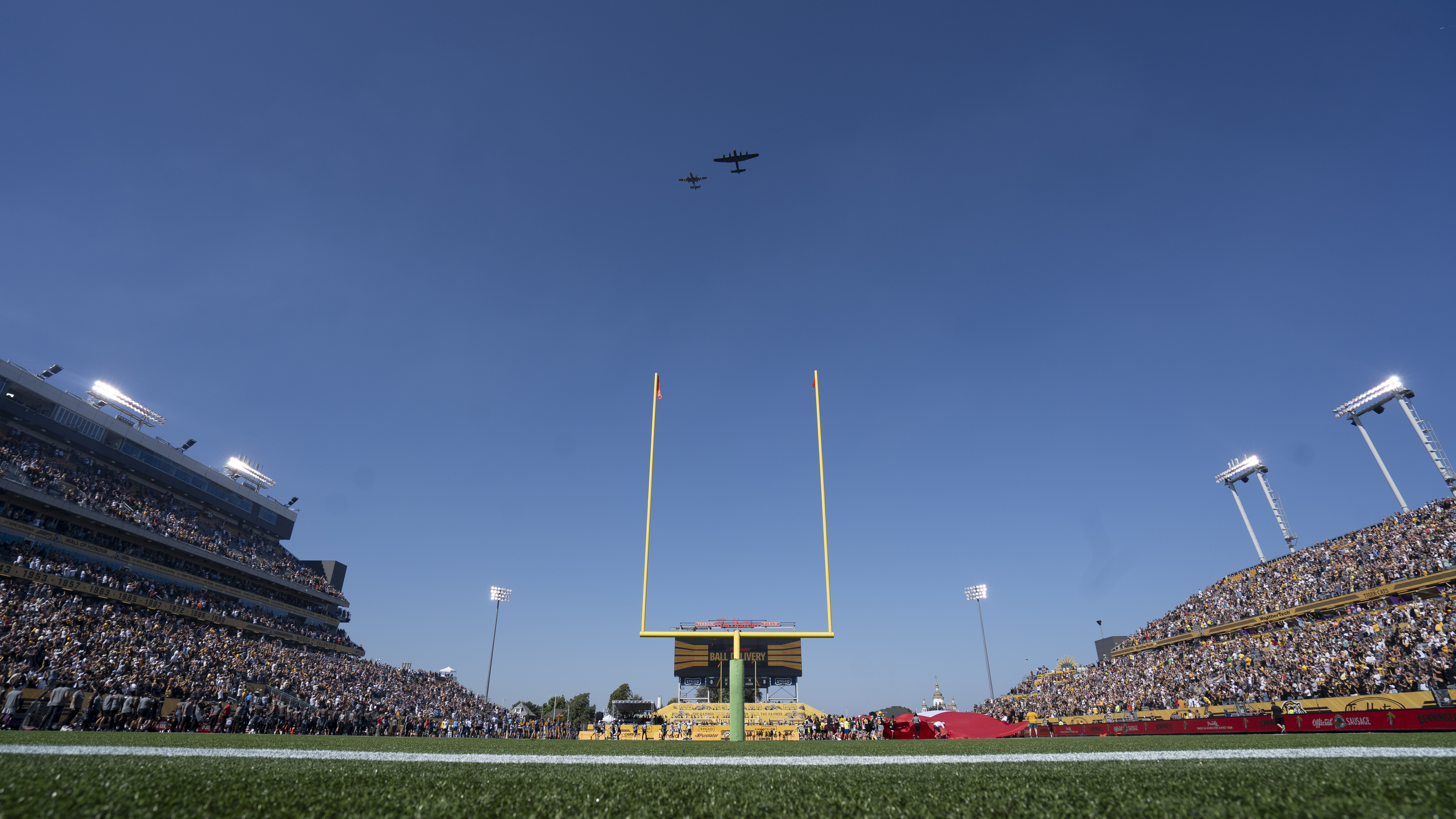 Tiger-Cats' playoff push put to the test by visiting Blue Bombers