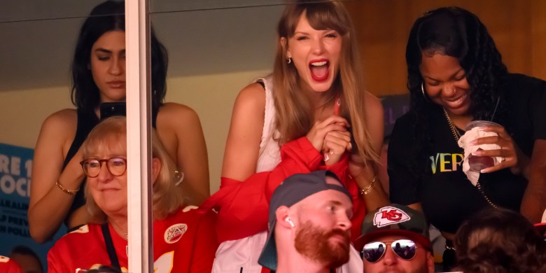 Taylor Swift’s Attendance At Chiefs Game To Watch Rumoured Beau Travis Kelce Drew 24.3M Viewers
