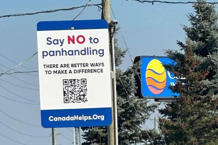 New signs in Barrie discouraging panhandling an unwelcome sight for advocates