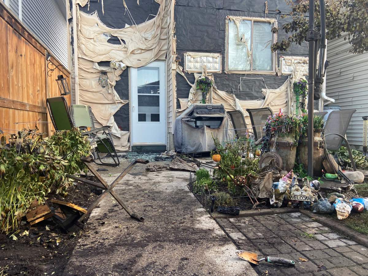 Four garages and 10 buildings suffered damage from a fire in southeast Calgary, the Calgary Fire Department said.