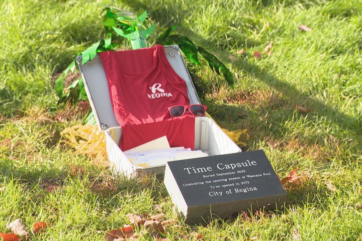 Regina time capsule burial ceremony marks end of season for renewed Wascana Pool