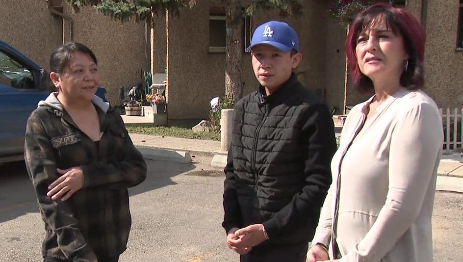 Lawyer Heather Steinke-Attia, Irene and Pacey Dumas in Edmonton, Alta. on Tuesday, September 12, 2023.