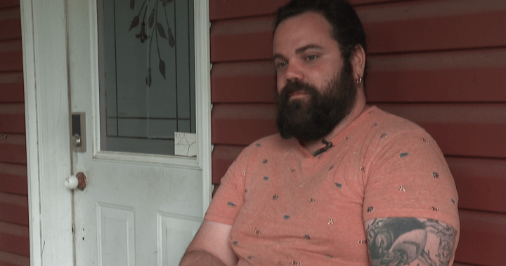 N.B. man questions province’s rent subsidy rules after welcoming homeless father, son into home – New Brunswick | 24CA News