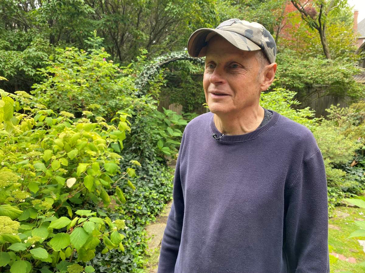 Michael Finkelstein said he was told it could take up to 10 days for a bylaw officer to respond to his pressing health and safety complaint.