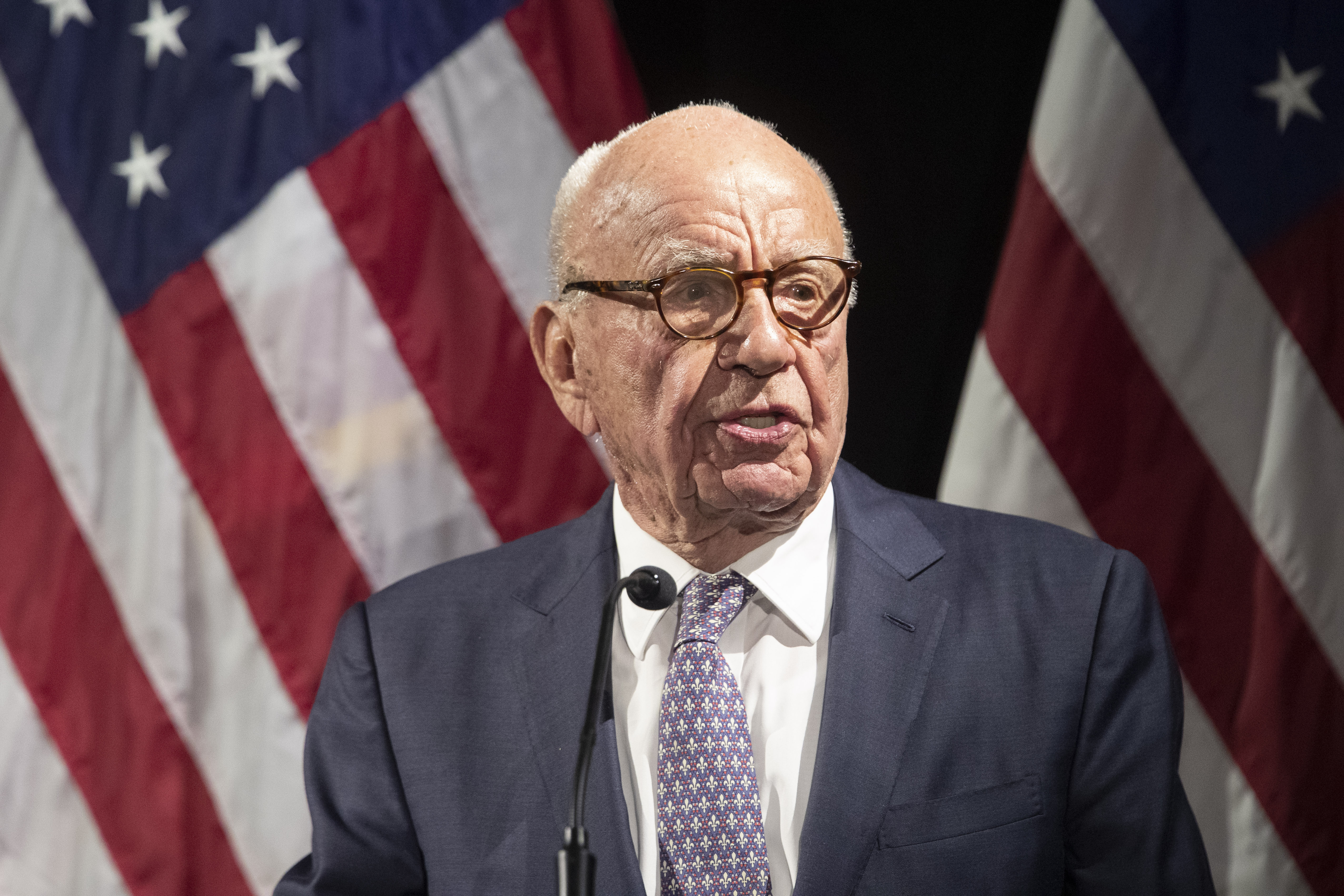 Rupert Murdoch, media mogul and force behind Fox, steps down
