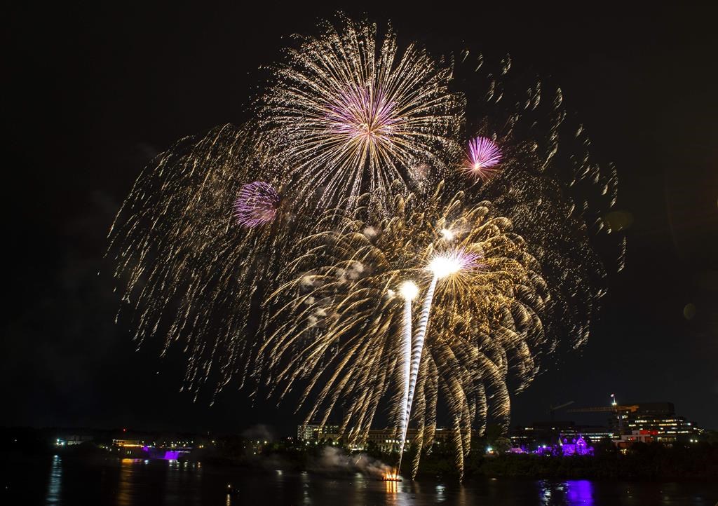 Hamilton staff to study alternatives to fireworks for Canada Day