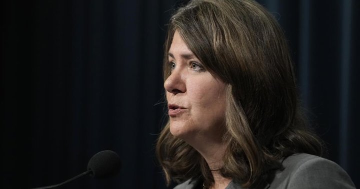 Danielle Smith’s message could get ‘lost in the noise’: political scientist
