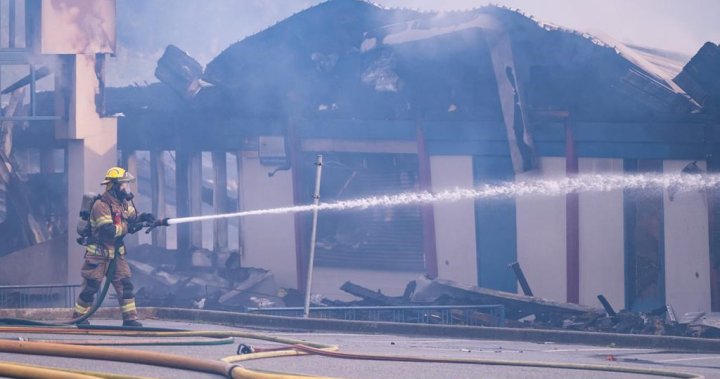 Разследващите от RCMP на Кокитлам потвърдиха че подозрителният пожар унищожил