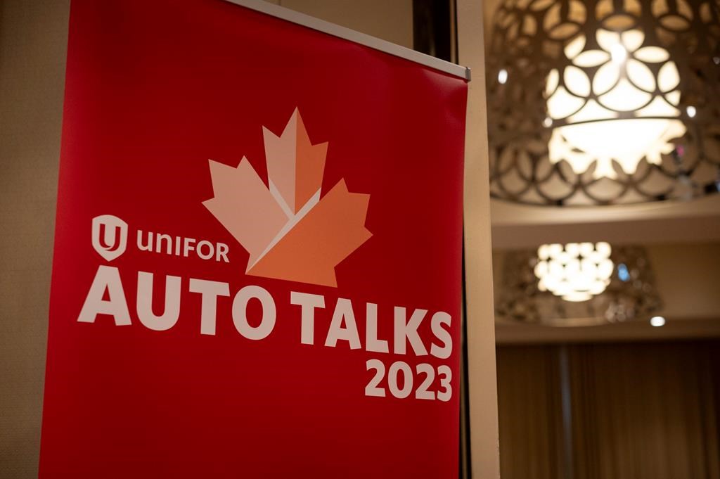 Canadian Unifor autoworkers at Stellantis strike as deal deadline passes