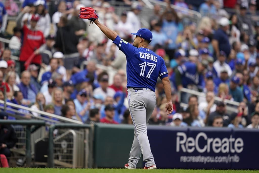 Five Blue Jays among Gold Glove finalists — Canadian Baseball Network