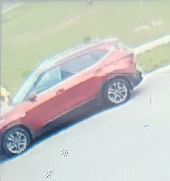 Woodstock OPP are still looking for the red/orange SUV and the suspects driving the vehicle during the kidnapping.