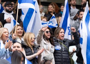 This week in images: Montreal demonstrations held in solidarity with Israel and Palestine amid escalating conflict