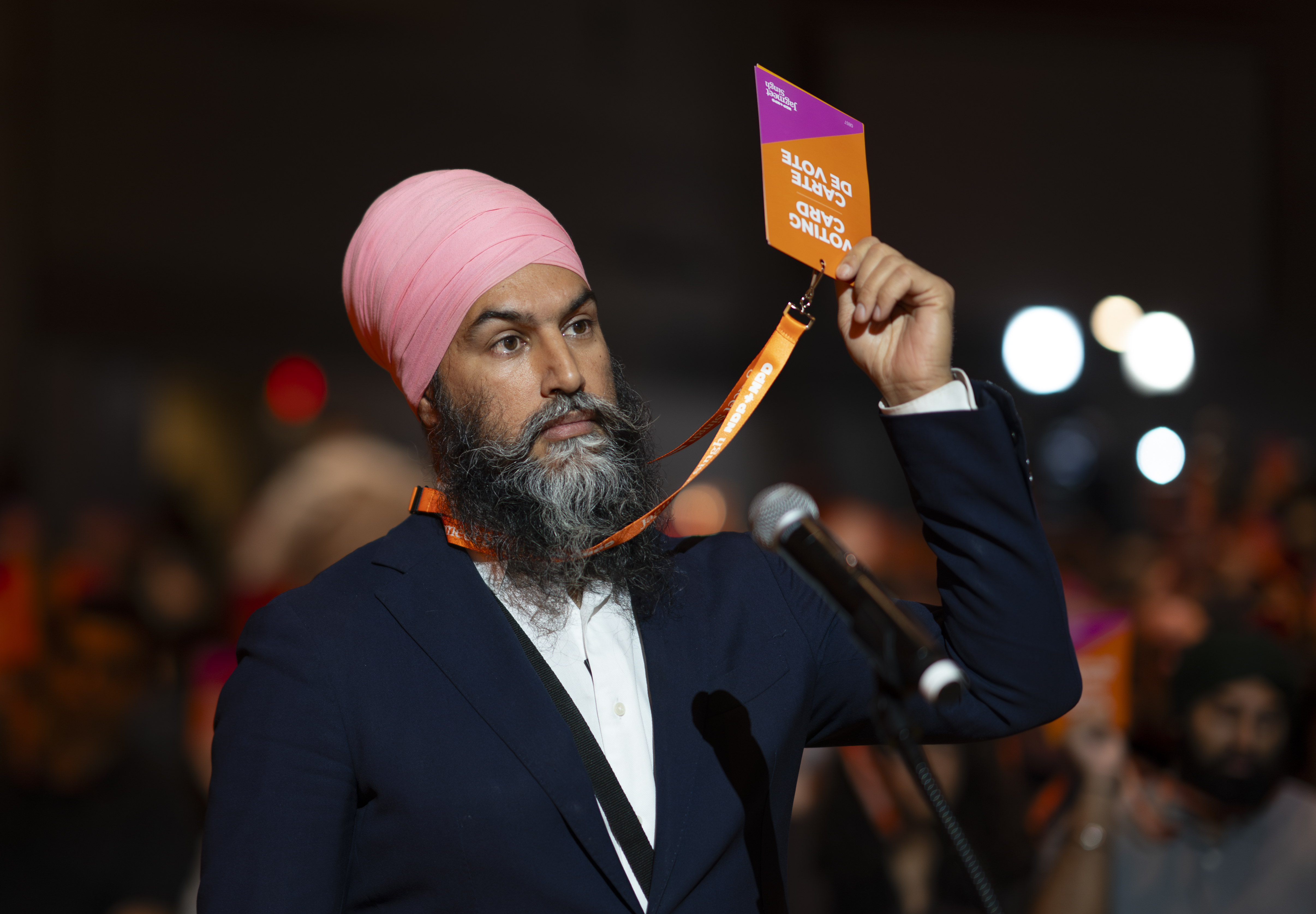 NDP members wrestle with future of party’s deal with Liberals at convention