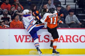 Oilers' Evander Kane says Kings fans harassed Edmonton girl