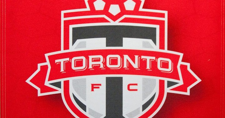 Бившият временен генерален секретар Джейсън деВос напуска Canada Soccer за Торонто ФК