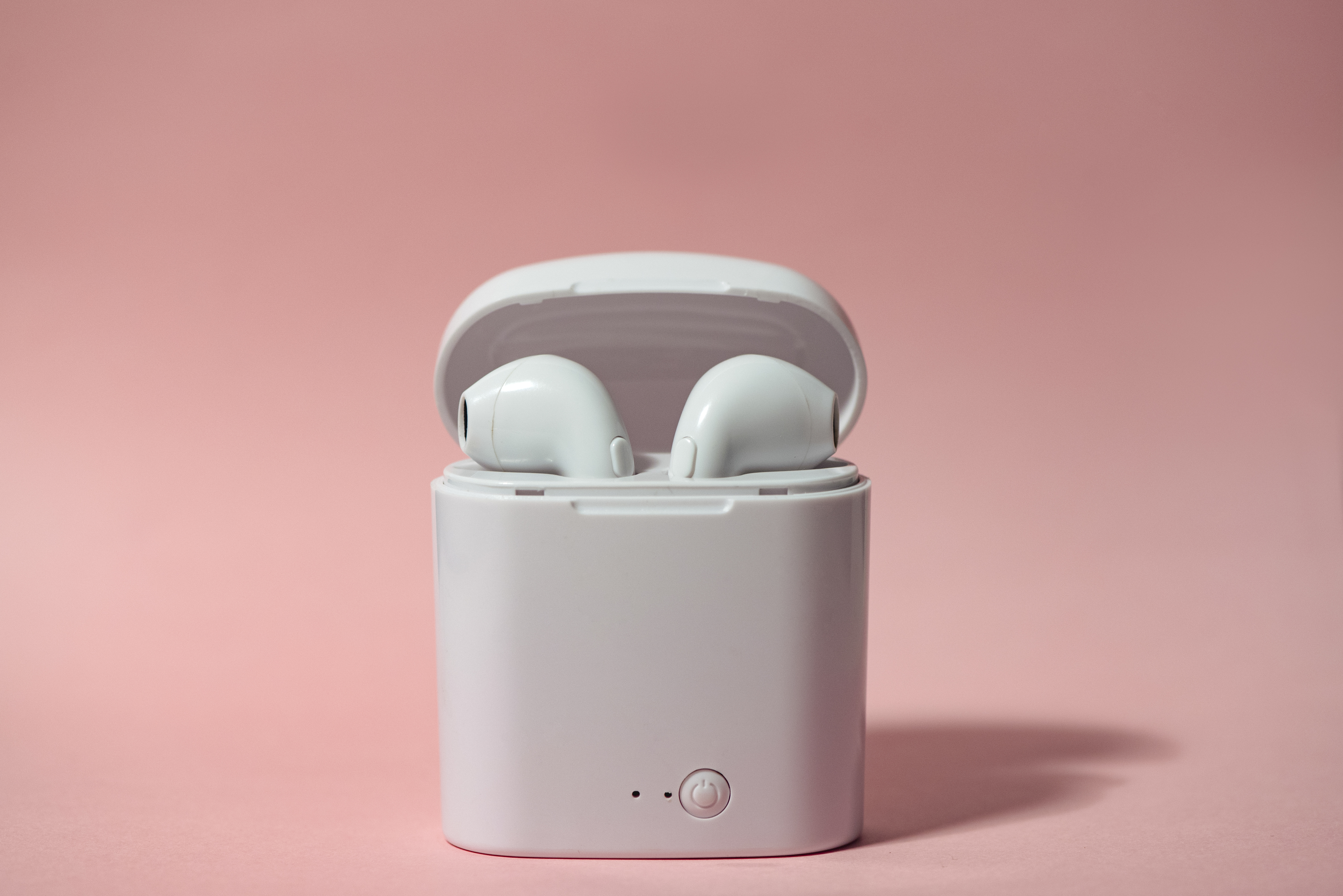 Airpods at mr price hot sale