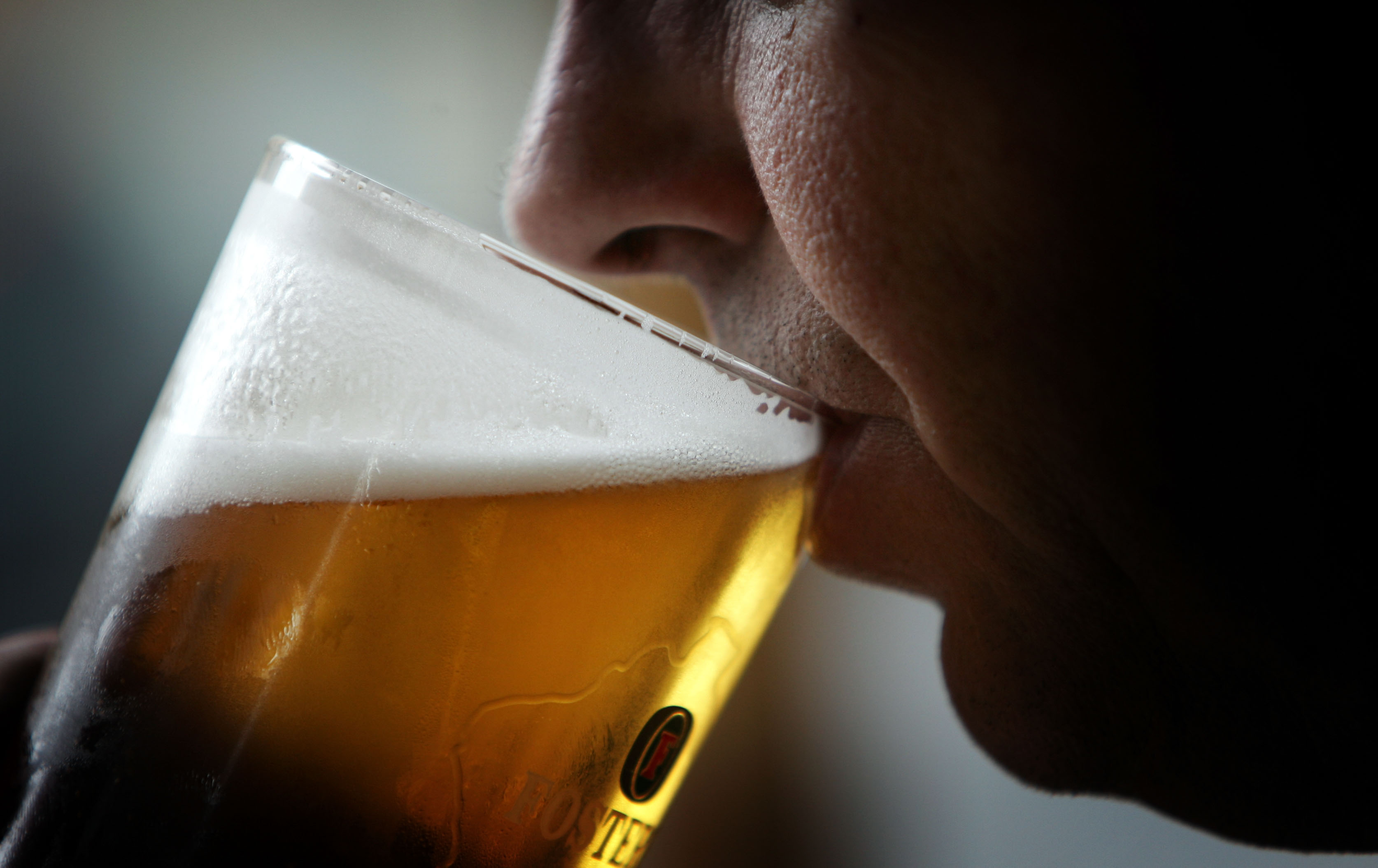 Prescribing antidepressants to treat alcohol use disorder can cause cravings: CMAJ