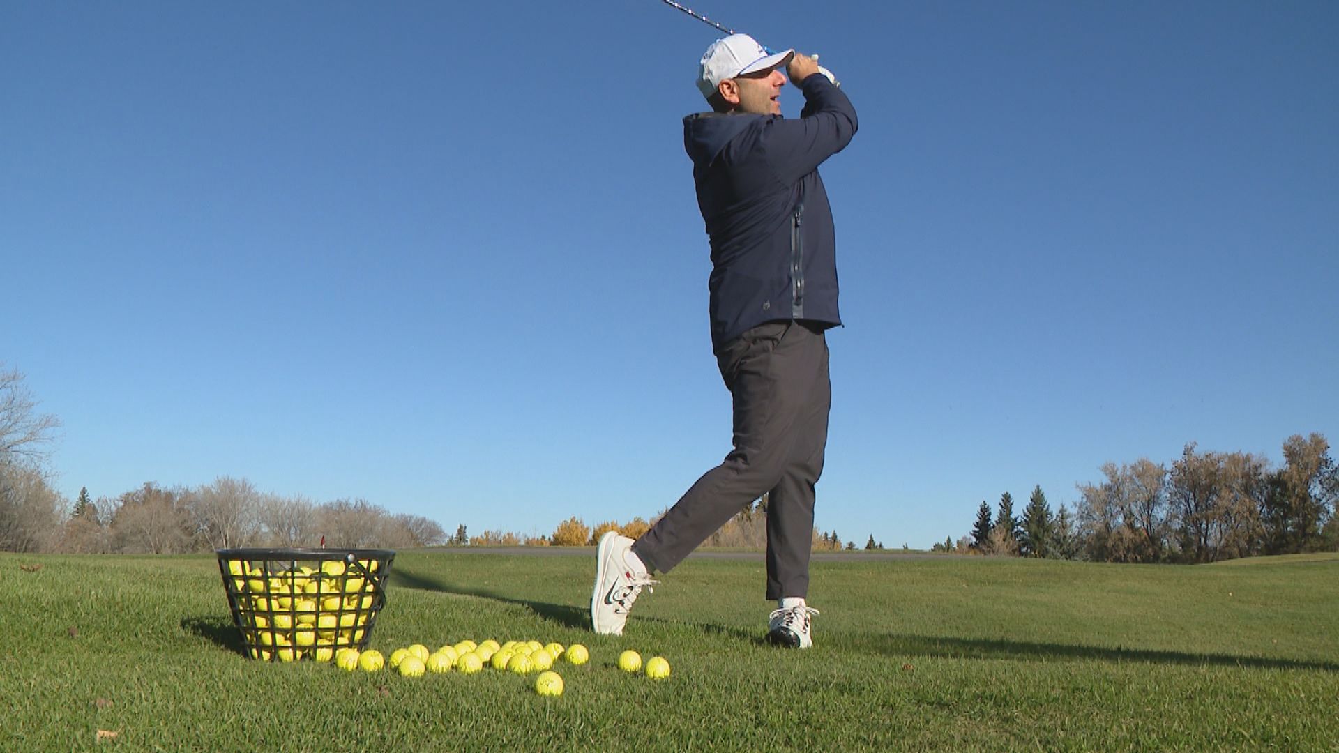 Saskatoon golfer drains 5th hole-in-one, all on the same hole