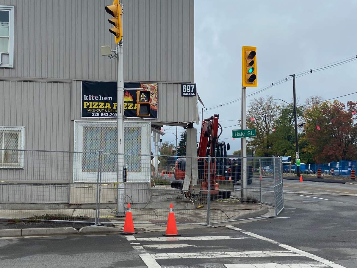6 residents displaced, building might collapse after truck crash in east London, Ont. - image