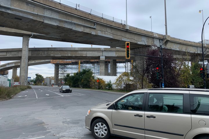 Officials consider rebuilding part of Mercier Bridge, Saint-Pierre interchange