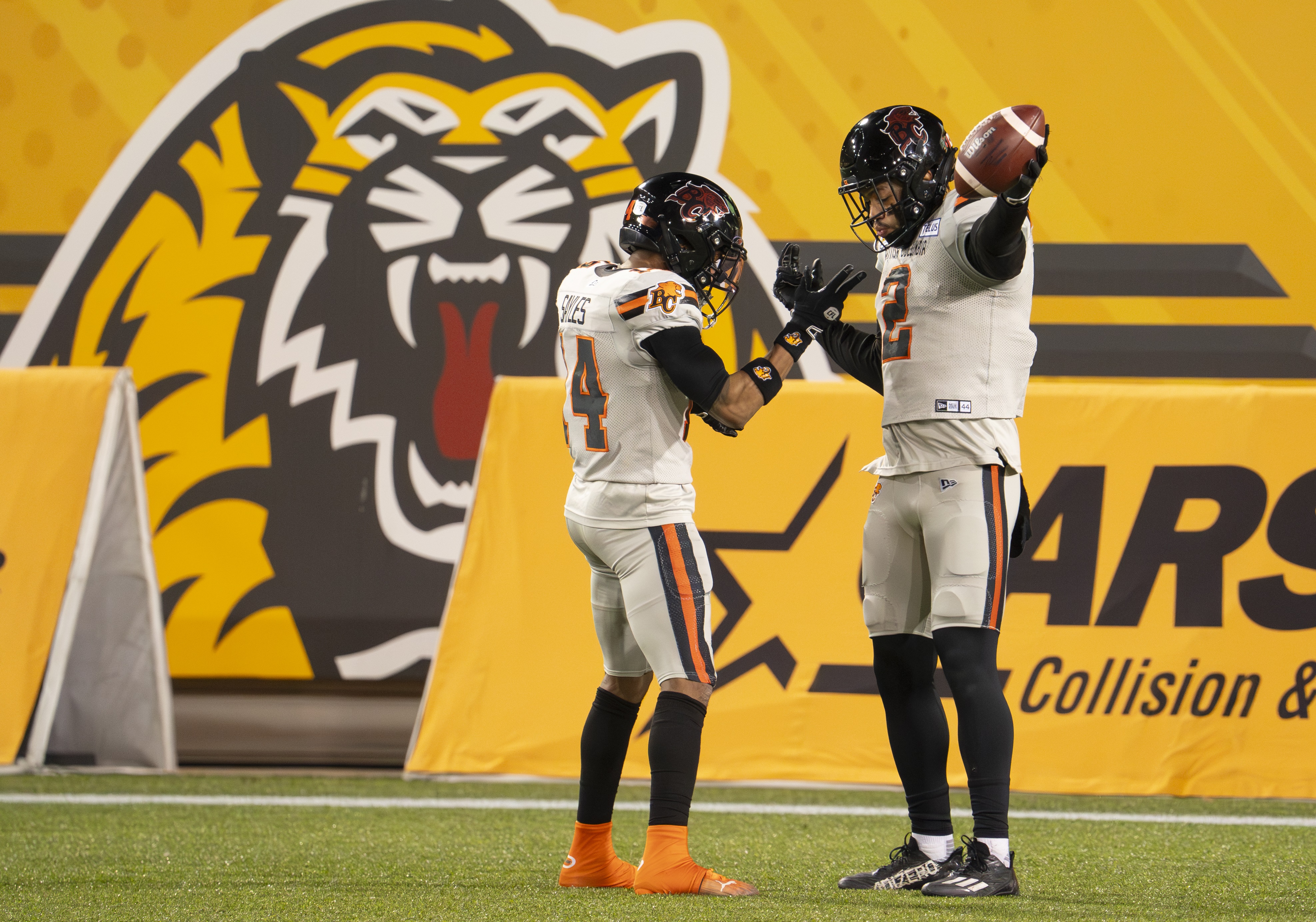 BC Lions make changes to their home and away uniforms (PHOTOS