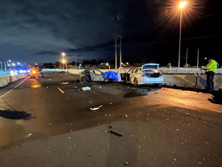 Wrong-way driver causes multi-car crash in Durham during police