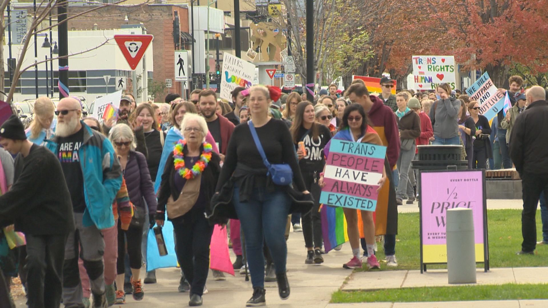 Rally against hate in Kelowna welcomes thousands