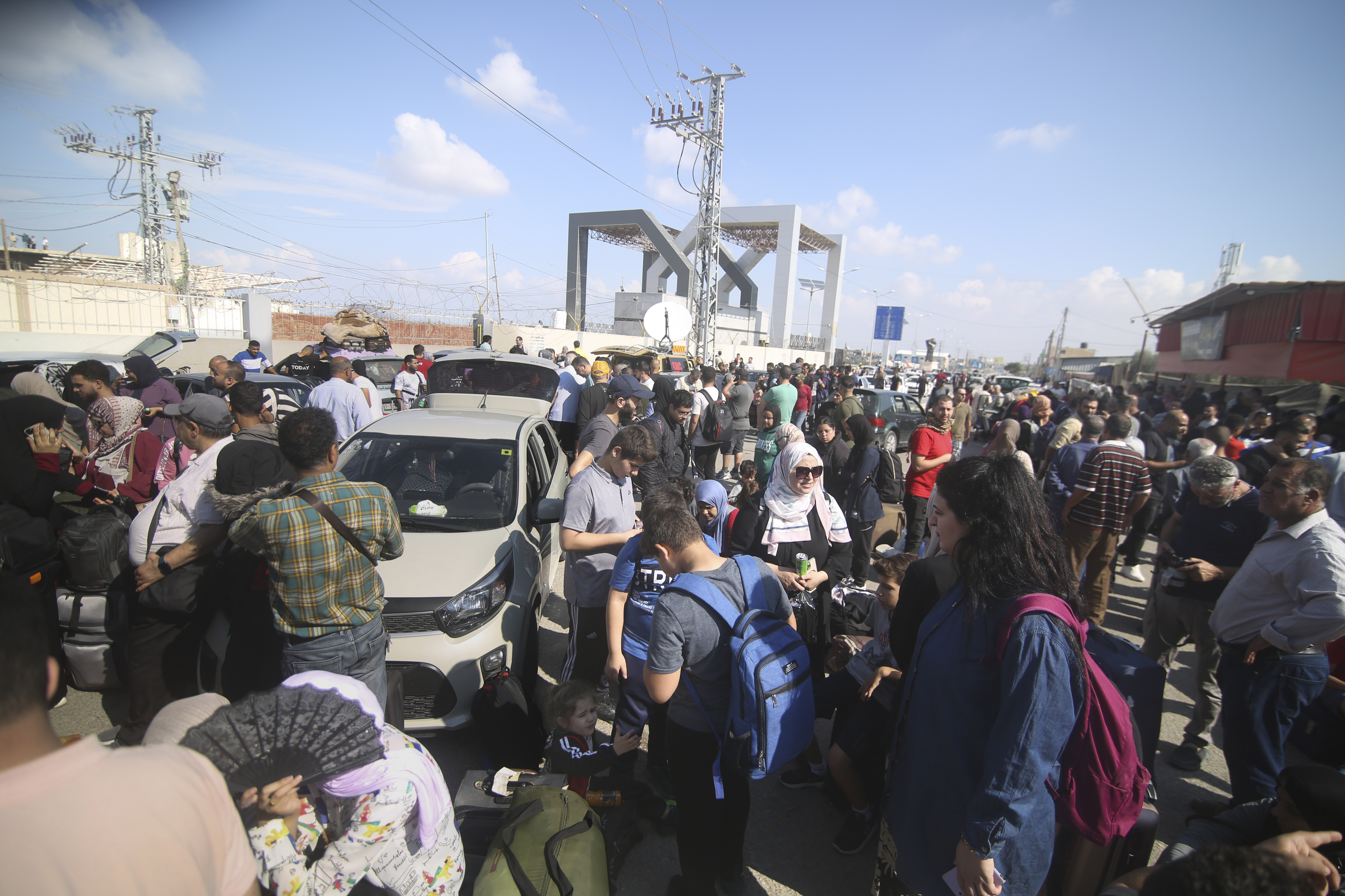 Canada begins West Bank evacuations into Jordan as focus on Rafah Gate intensifies