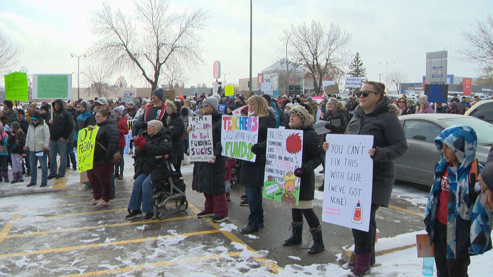 Parents, teachers rally in Saskatoon to demand more money for publicly funded schools