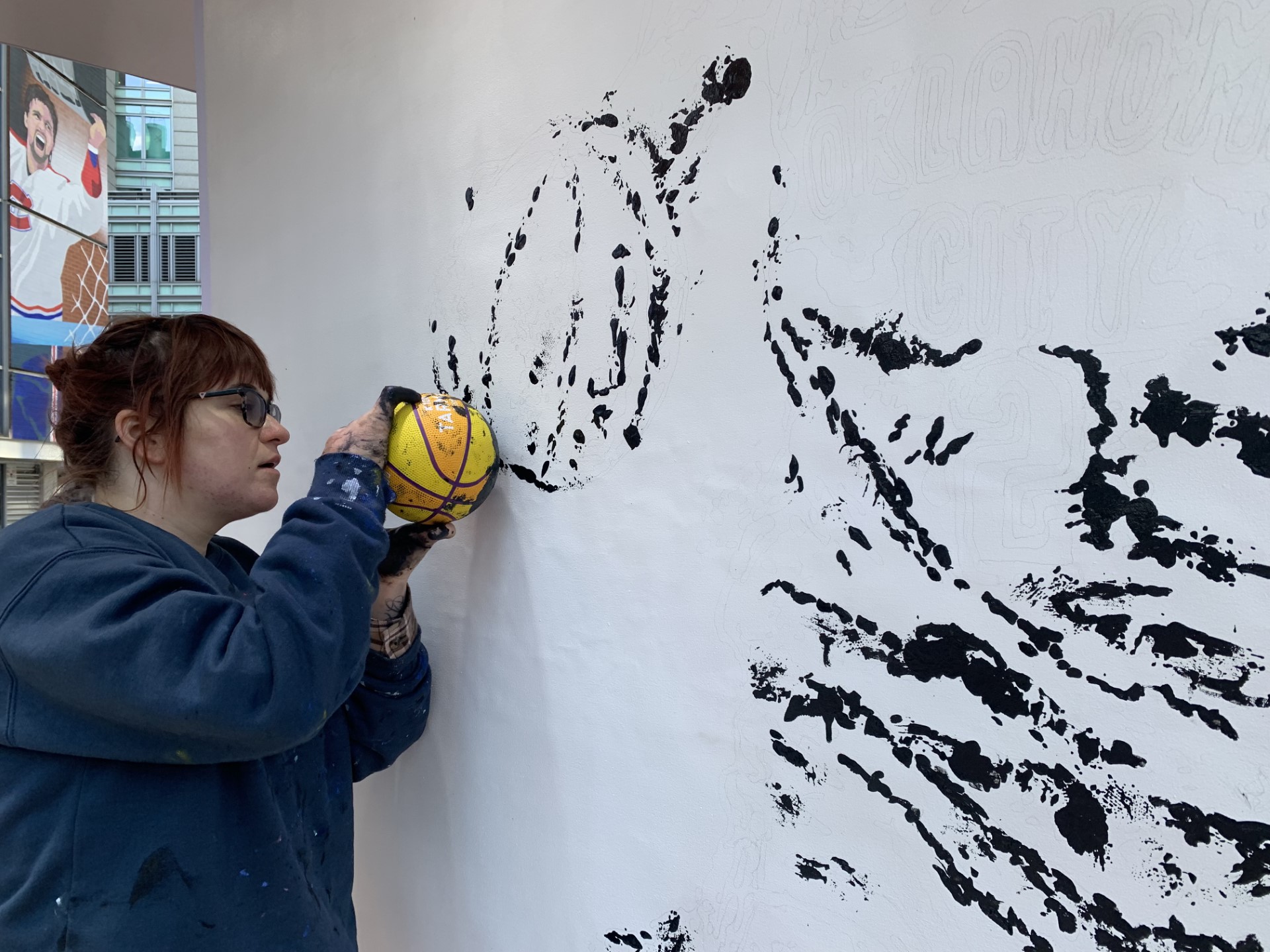 Montreal artist Samantha Woj attracting attention for use of sports equipment as brushes