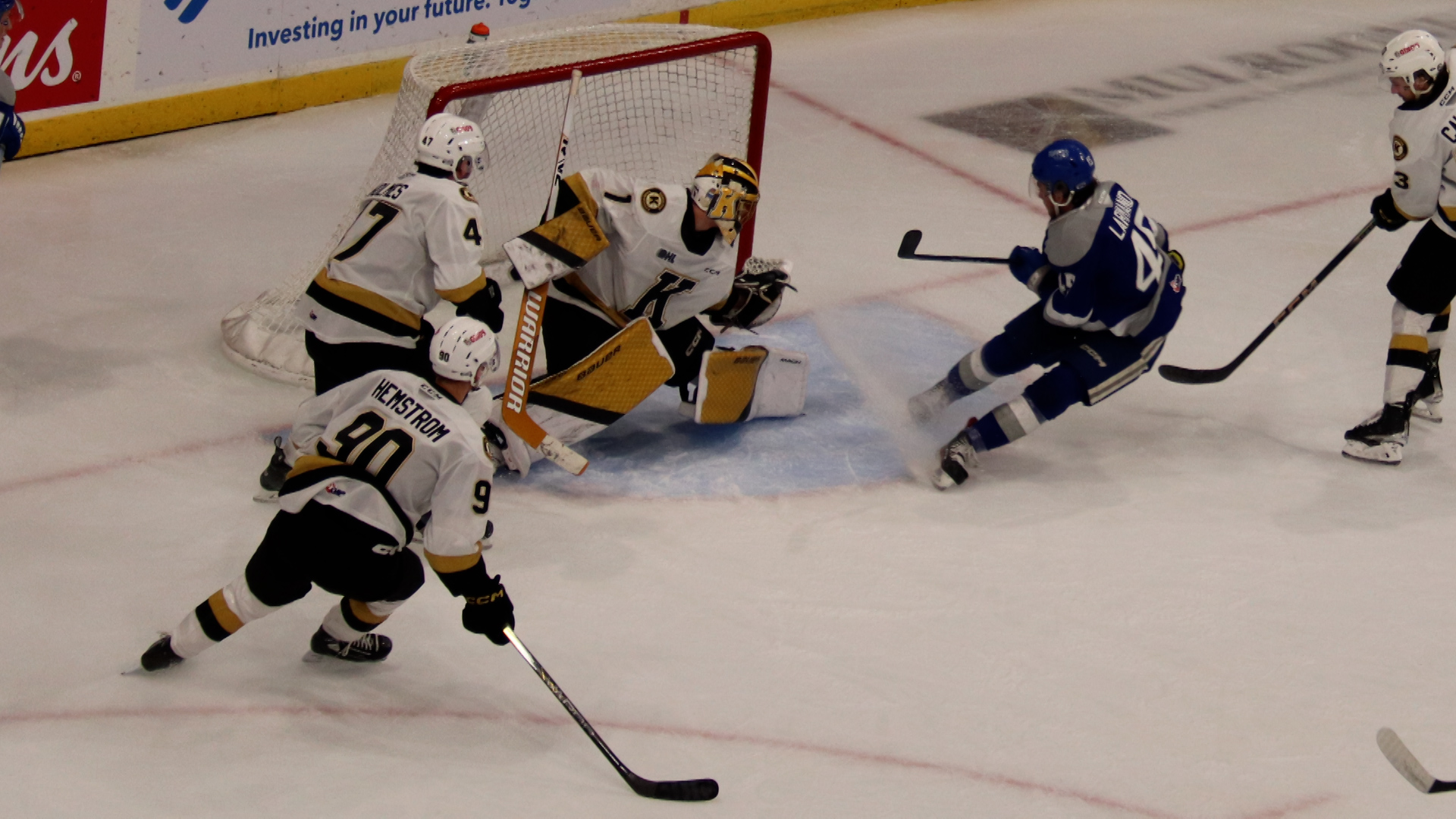 Slow start costs Frontenacs in 5-2 loss to Sudbury