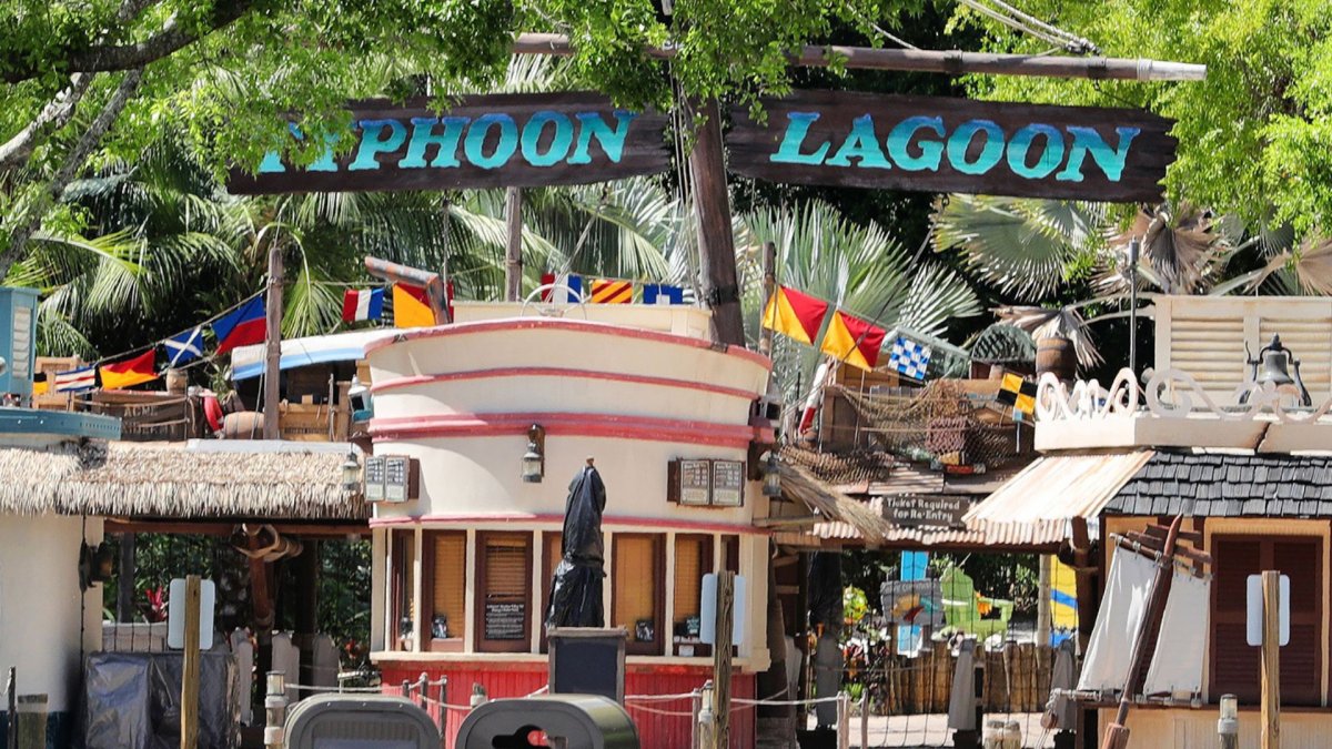 The Typhoon Lagoon sign.