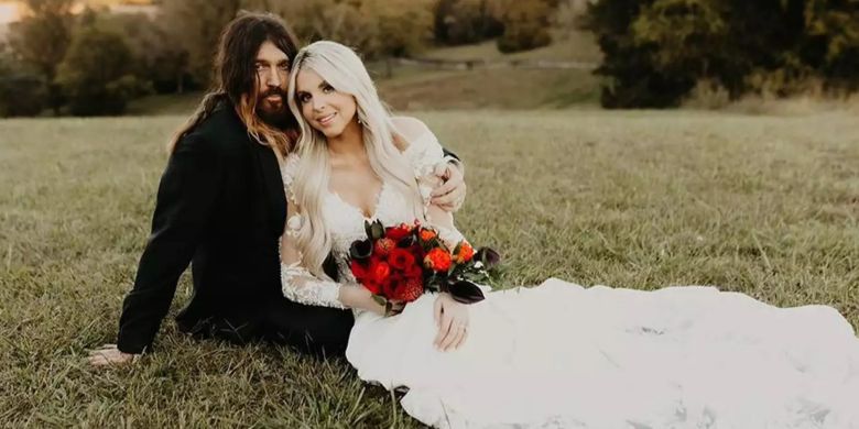 Billy Ray Cyrus marries singer Firerose in 'perfect, ethereal celebration'