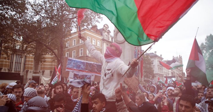 Up to 100K pro-Palestinians protest in London, UK, over Gaza bombings