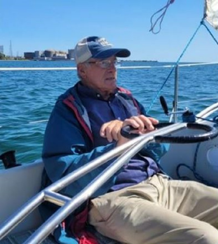 Search underway for missing 87-year-old boater in Pickering