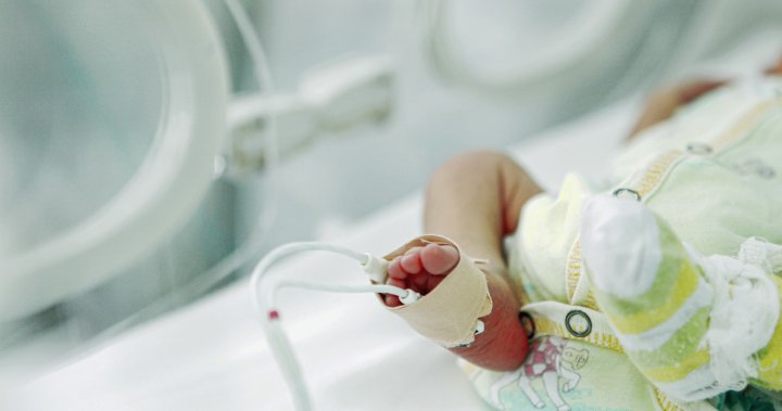 Лекарите в Едмънтън предупреждават че бебетата могат да умрат поради