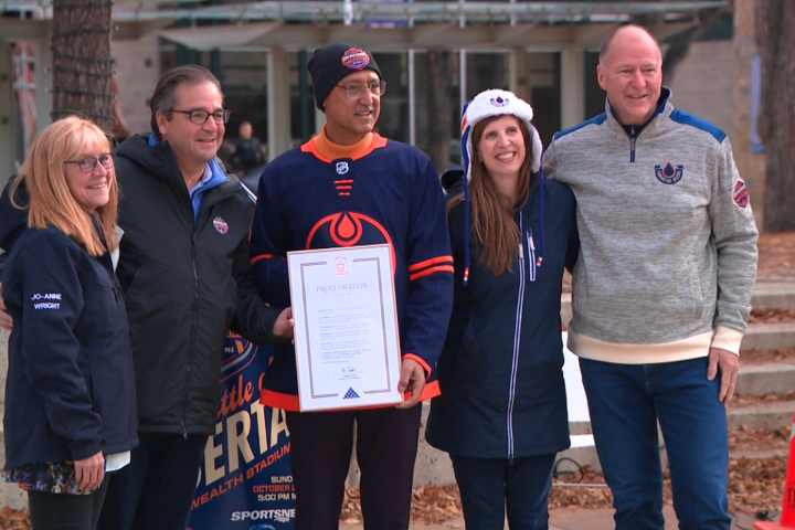 Edmonton proclaims Heritage Classic Week with Pucks on the Plaza event