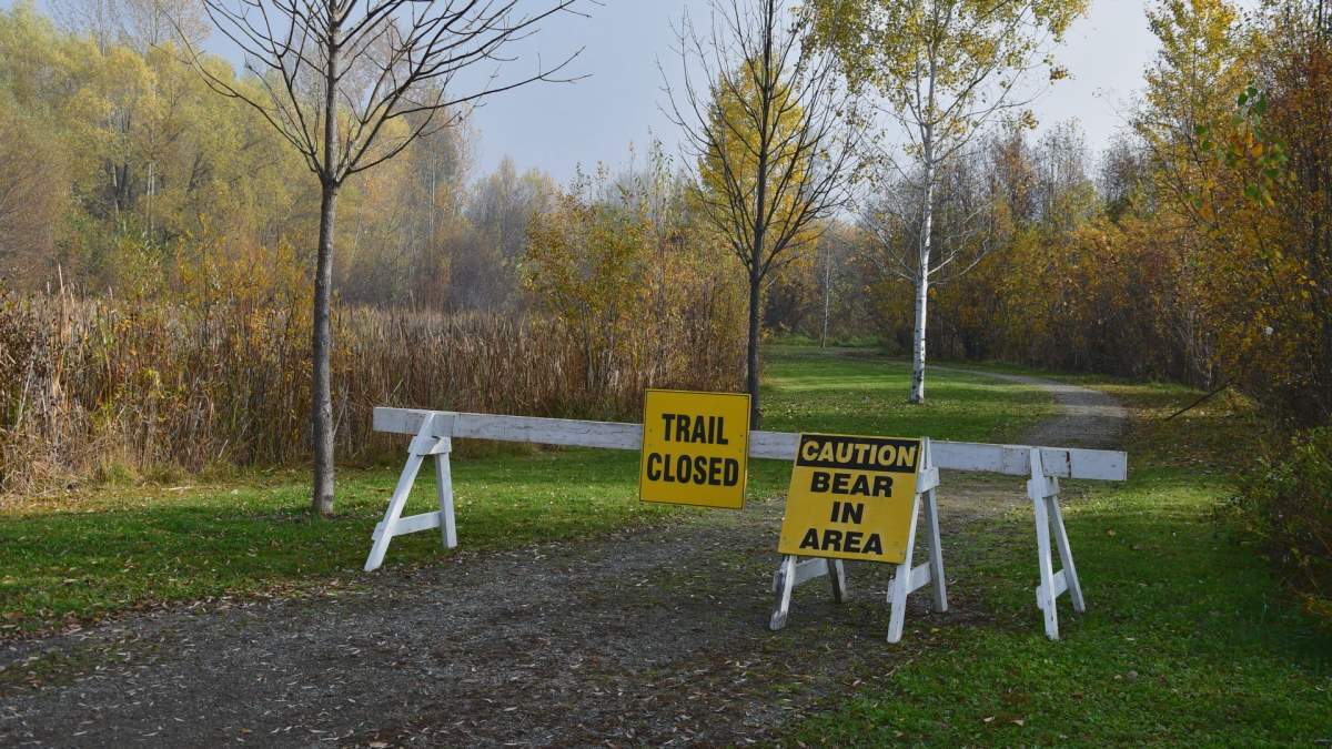 Signage was seen at the closed trail in Quesnel.