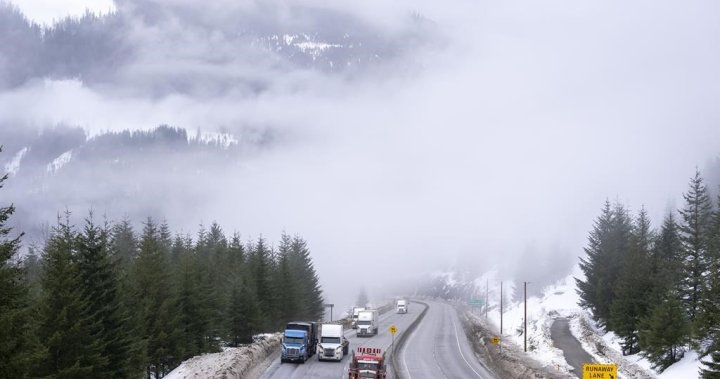 不列颠哥伦比亚省从科奎特兰到科奇哈拉高速公路出现冻雨警报