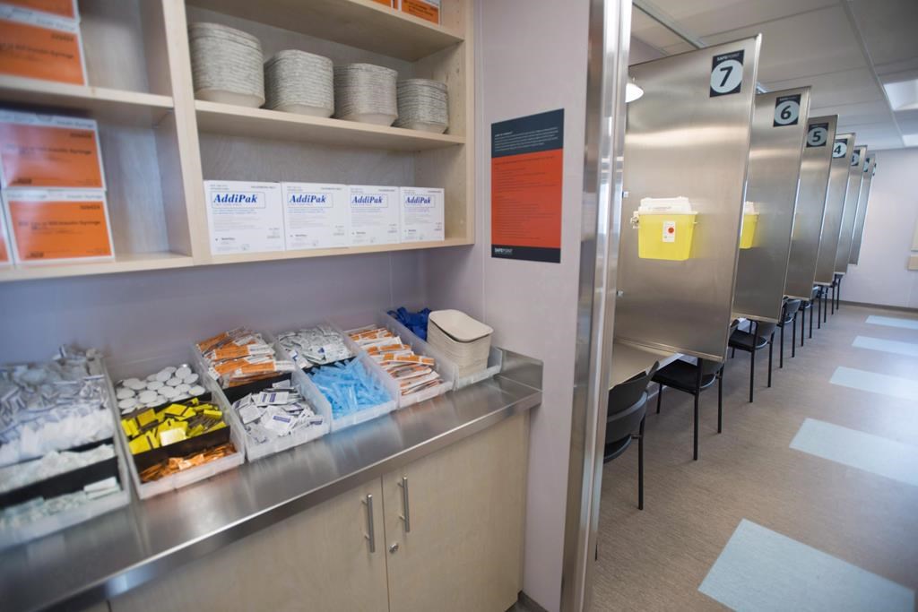 A paper in a prominent medical journal says an Alberta government report that influenced safe drug consumption policy is so badly flawed it's harming people and should be withdrawn. The inside of the Fraser Health supervised consumption site is pictured in Surrey, B.C., on Tuesday, June 6, 2017.