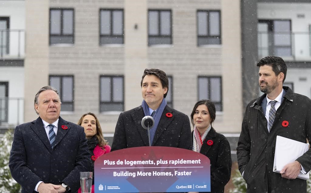 Feds will spend $900M to build housing in Quebec, matched by province