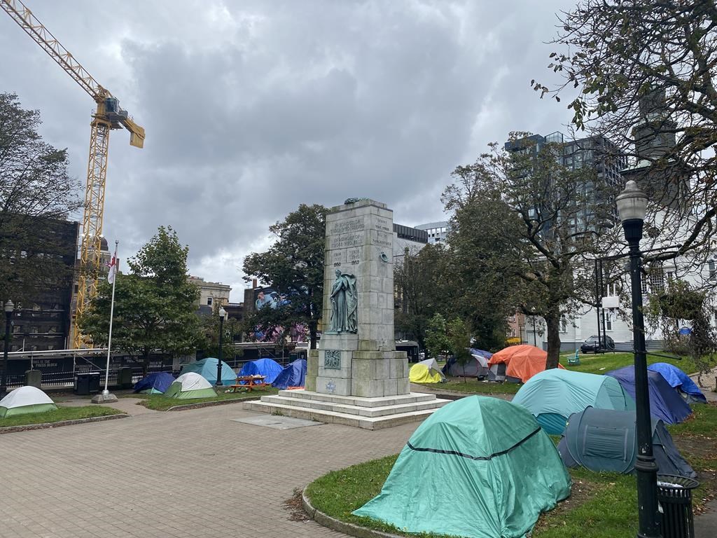 Halifax no longer advising homeless people tenting in Grand Parade to leave