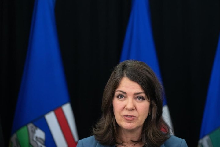 Alberta premier doesn’t answer why promised in person CPP exit consults abandoned