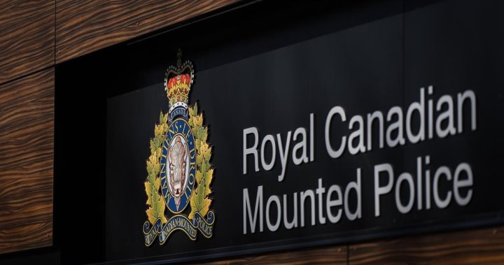 RCMP, ПРЕДУПРЕЖДЕНИЕ арестуват Stettler, Alta., мъж по обвинения в детска порнография