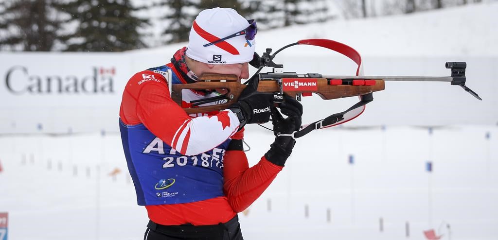 Привържениците на по строги ограничения за огнестрелни оръжия призовават сенаторите да