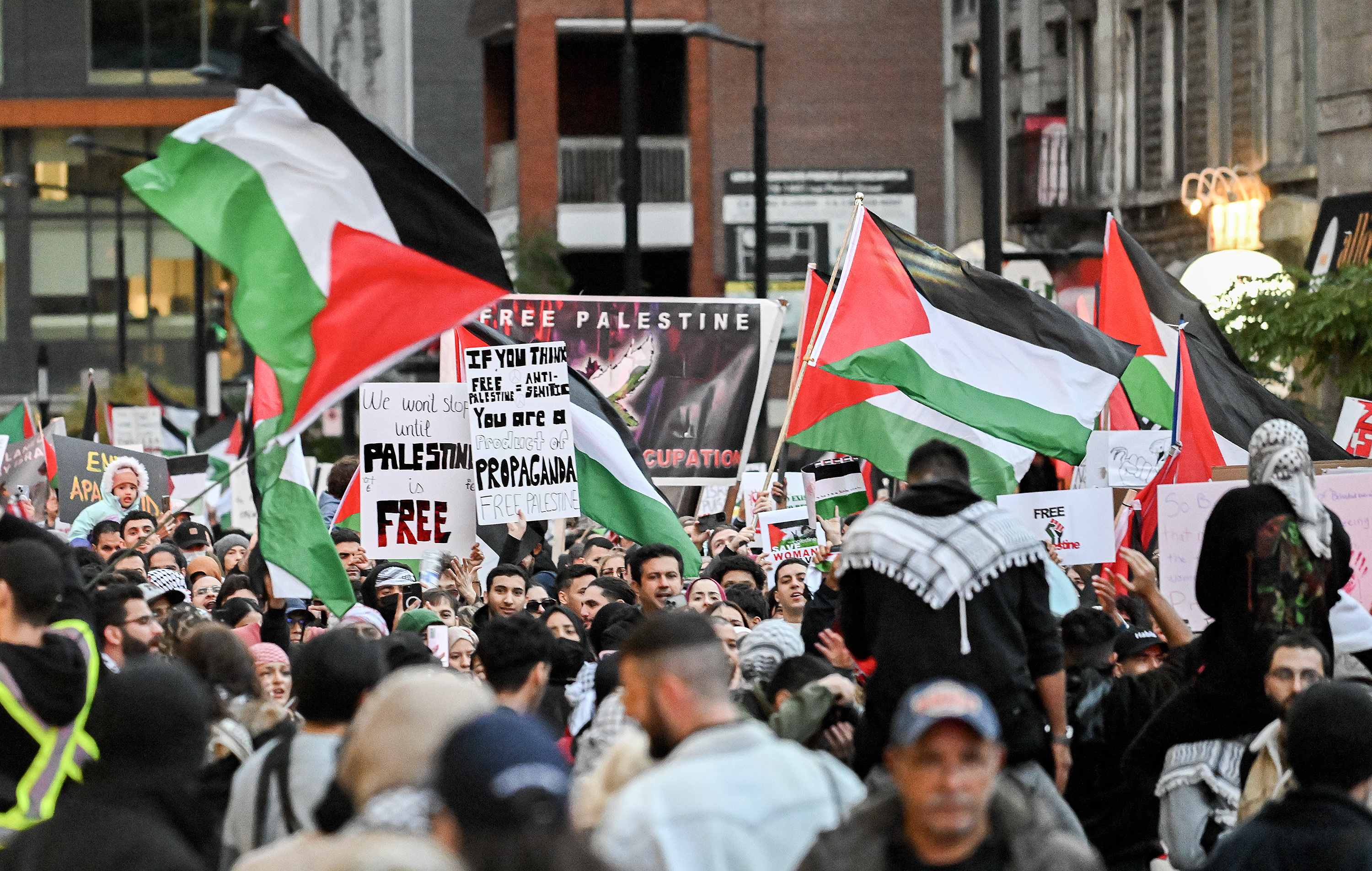 Thousands in Montreal rally for Gaza ceasefire, Canadians to leave ‘in coming days’